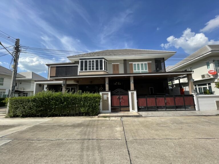 ขายบ้านเดี่ยวหัวมุม คุณาลัย ซิมโฟนี บางบัวทอง บ้านแบบใหญ่ที่สุดในโครงการ 5 ห้องนอน พร้อมอยู่ เหมาะกับครอบครัวใหญ่ / 3 Generation